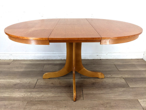 Dining table round oval - round,
